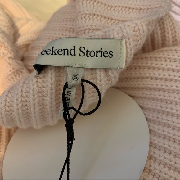 Weekend Stories Sweater - Picture 6 of 11